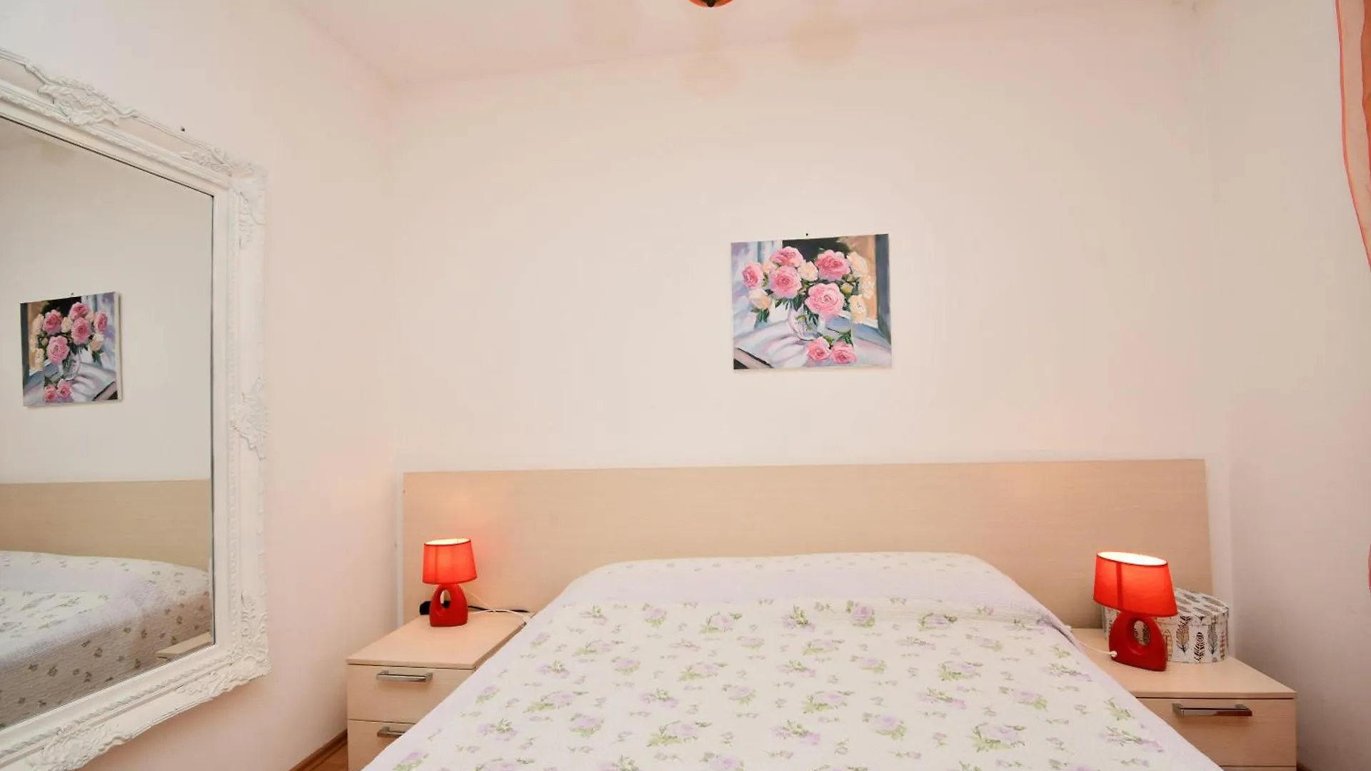 פורץ Apartment Beba